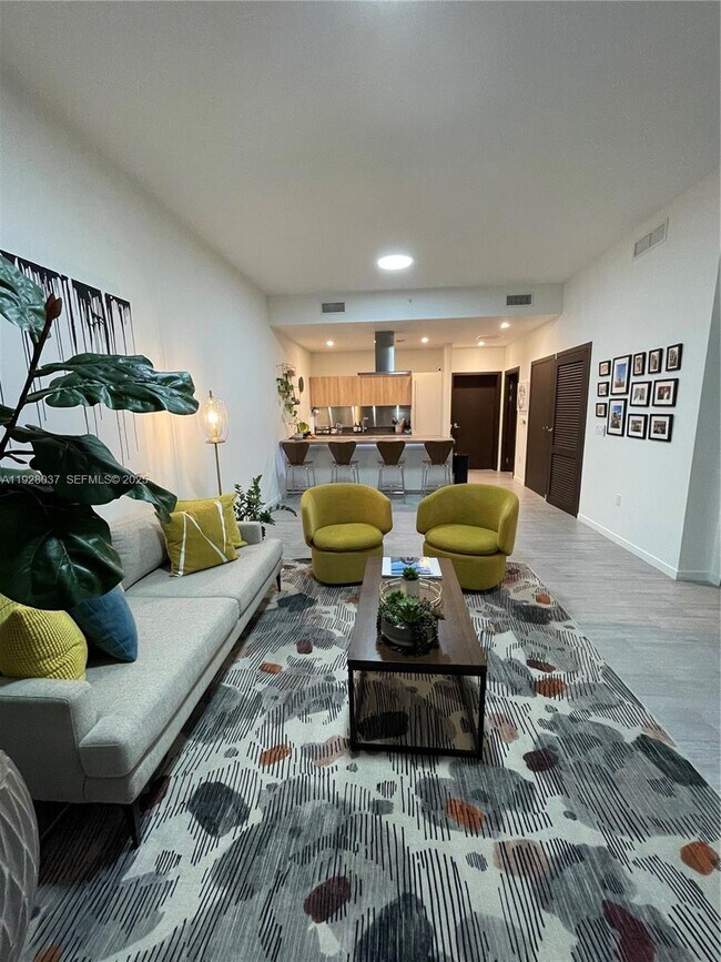 Building Photo - 1000 Brickell Plaza