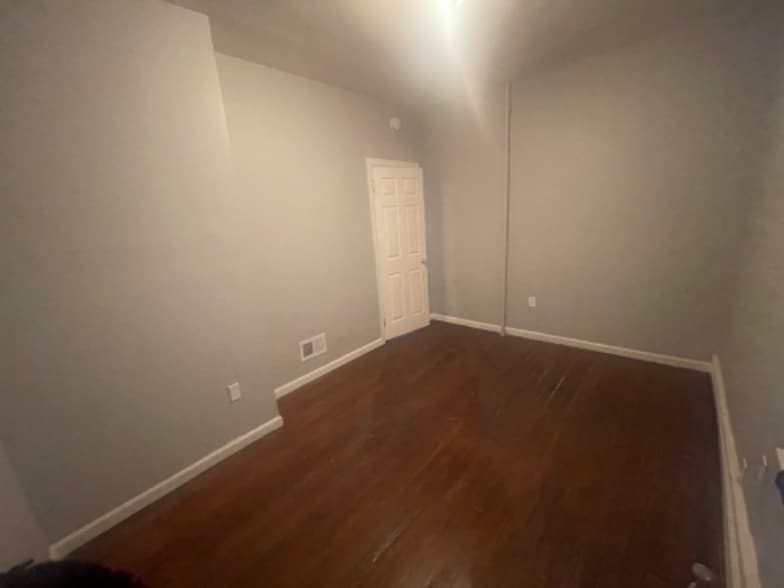 Building Photo - 753 S 20th St