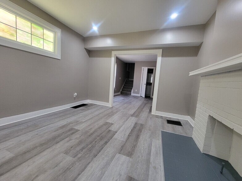 Building Photo - 1308 Atcheson St