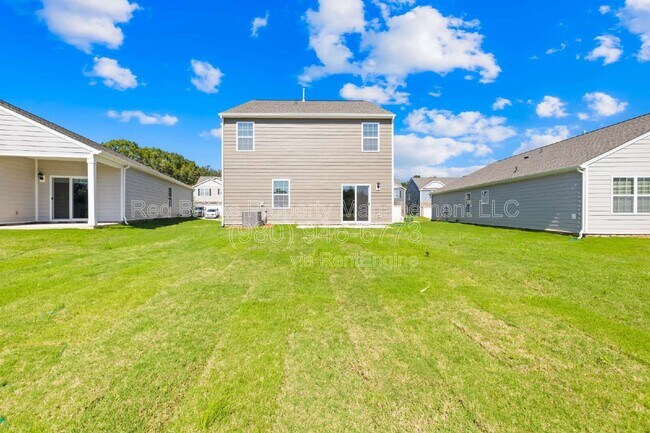 Building Photo - 1837 Vanderlyn St