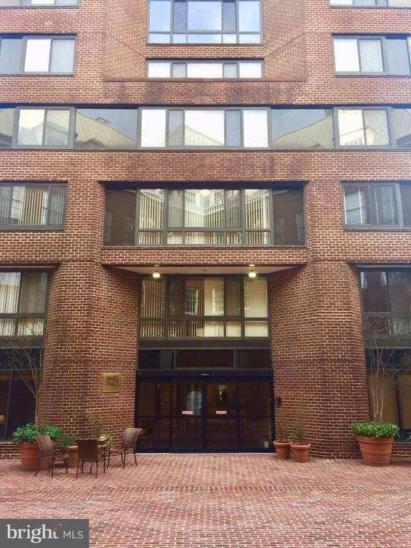 Building Photo - 1077 30th St NW