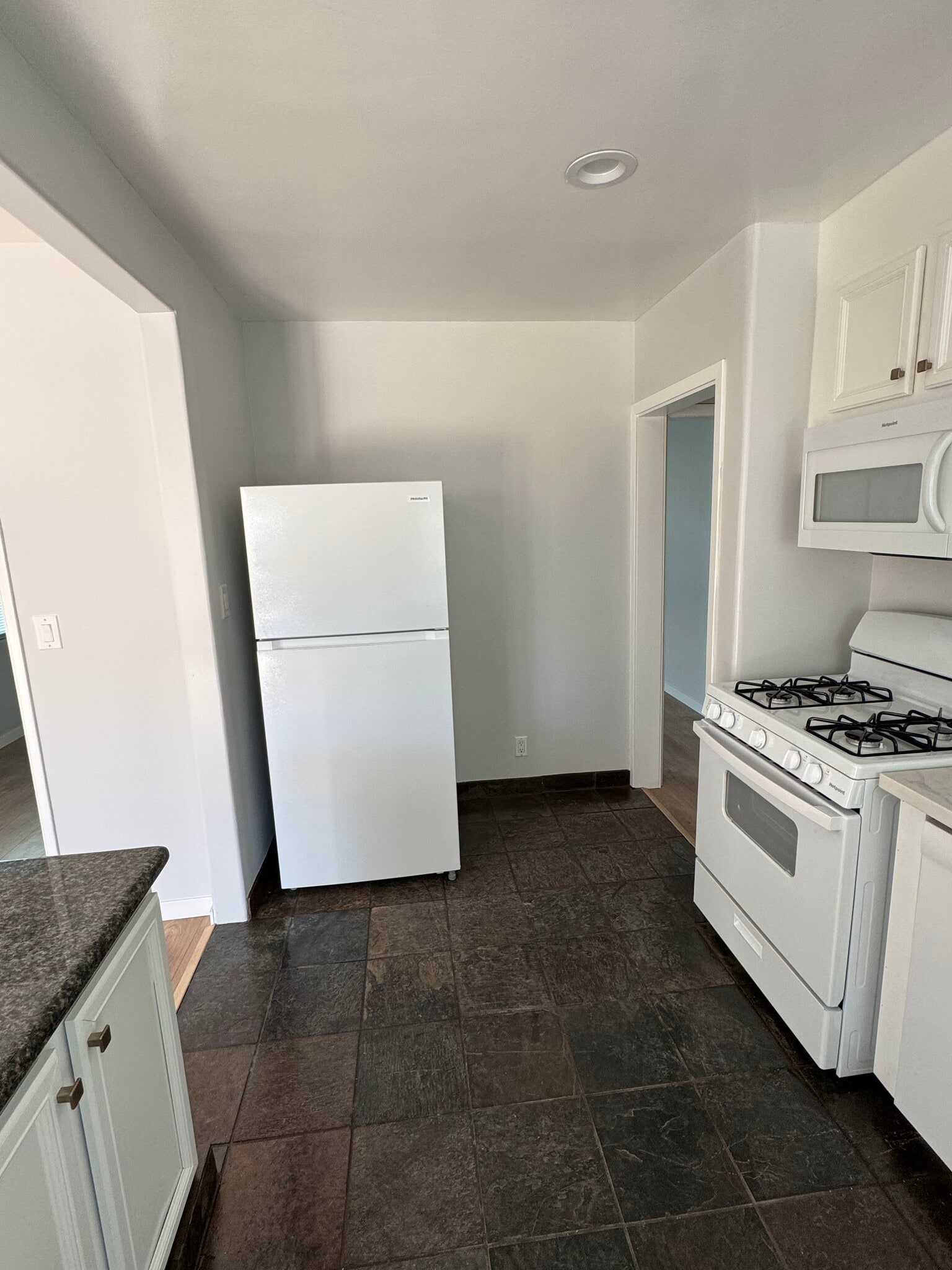 New fridge - 5943 Tujunga Ave