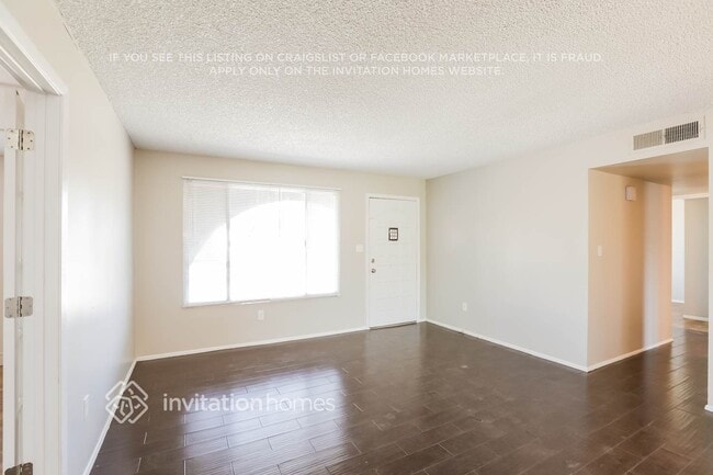 Building Photo - 4029 E Alta Vista Rd