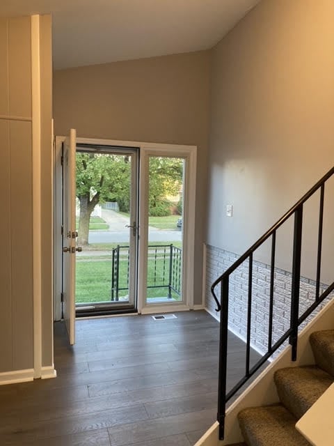 Building Photo - 9535 Terry St