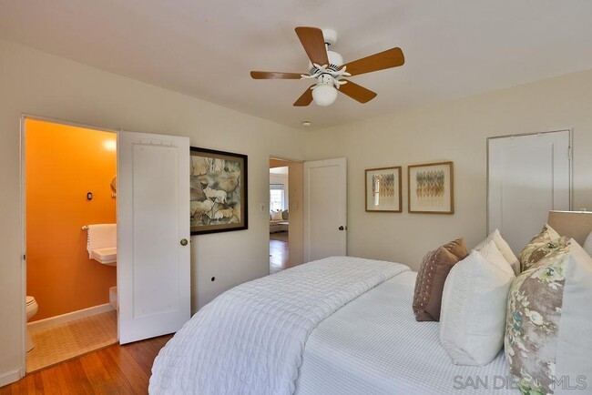 Building Photo - 4823 Hart Dr