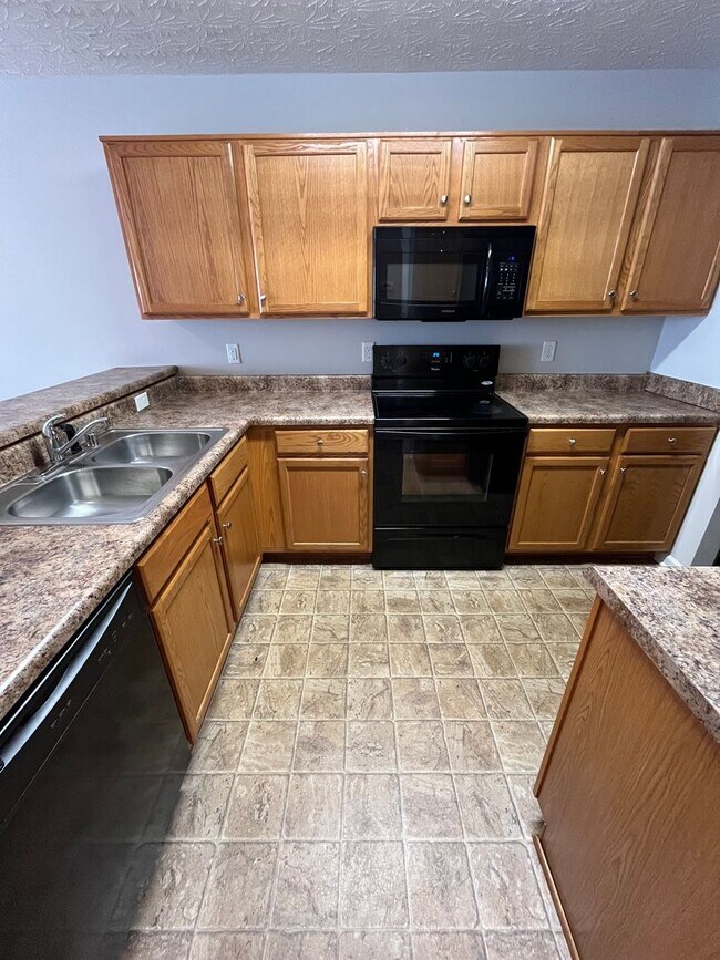 Building Photo - Upper Stone Apartments