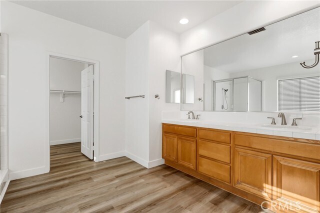 Building Photo - 6 Sutton