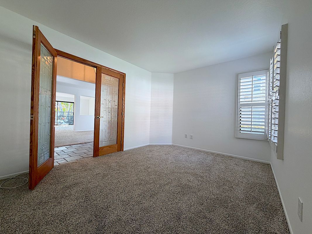 Building Photo - 1548 Vallecito