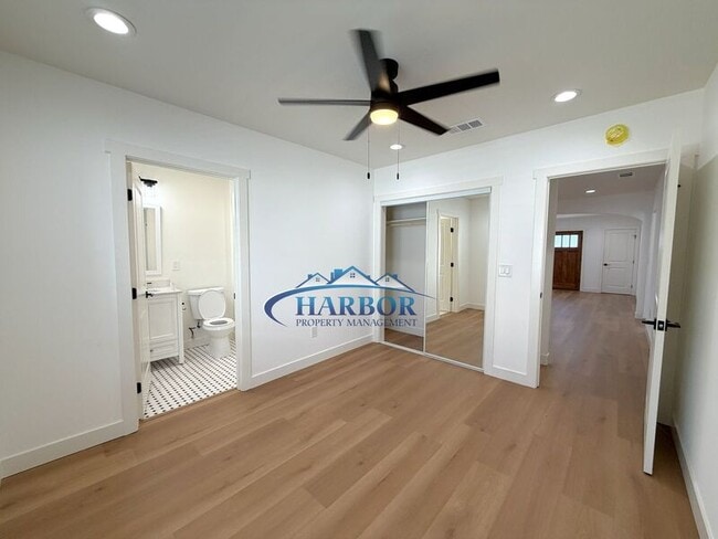 Building Photo - 3409 S Pacific Ave