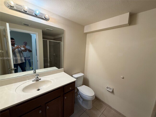 Building Photo - 9572 SW 169th Pl