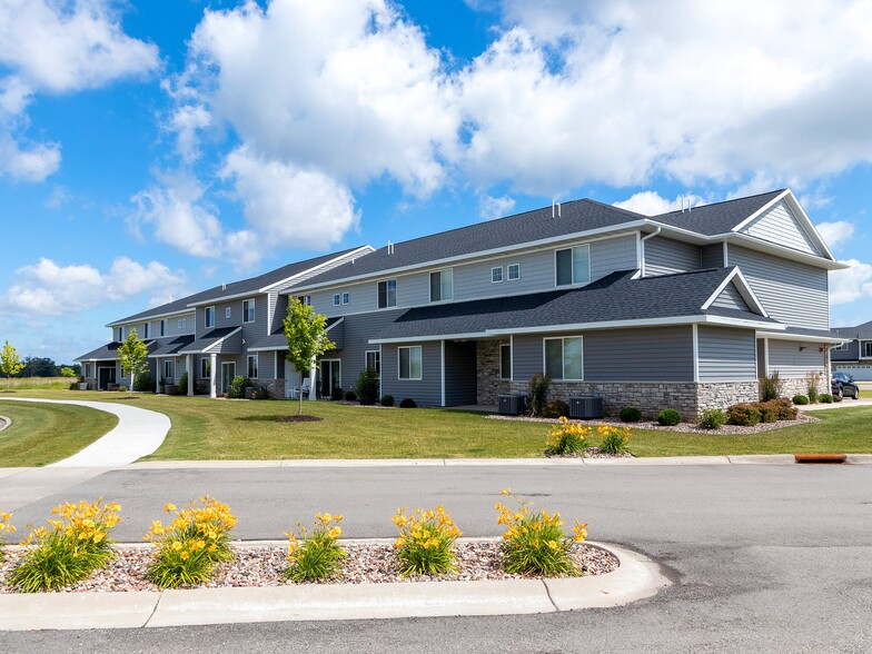 Building Photo - Enclave