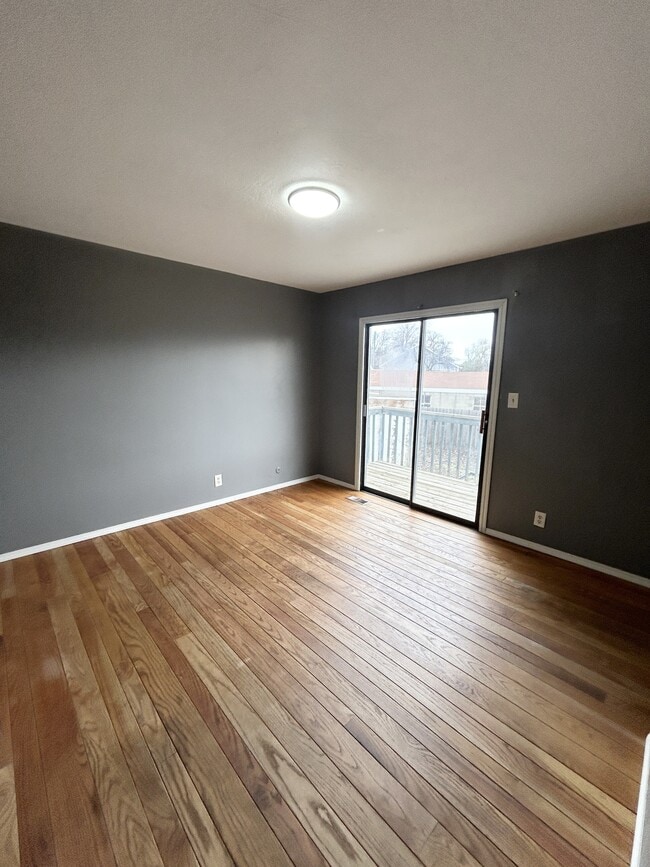 Building Photo - 8326 S Carmen Ct