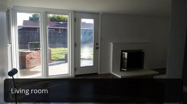 Building Photo - 3786 E Holland Ave