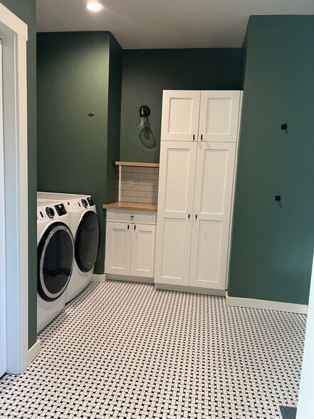 Building Photo - 408 Pinyon Mesa Dr