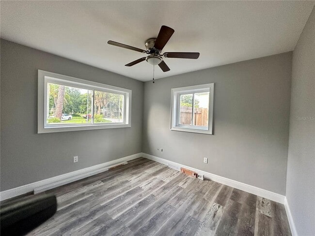 Building Photo - 6032 Sheelin Dr