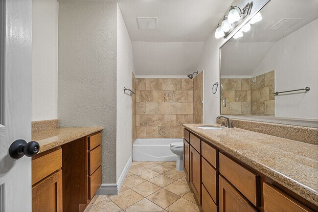 Building Photo - 9130 Windgarden Cir