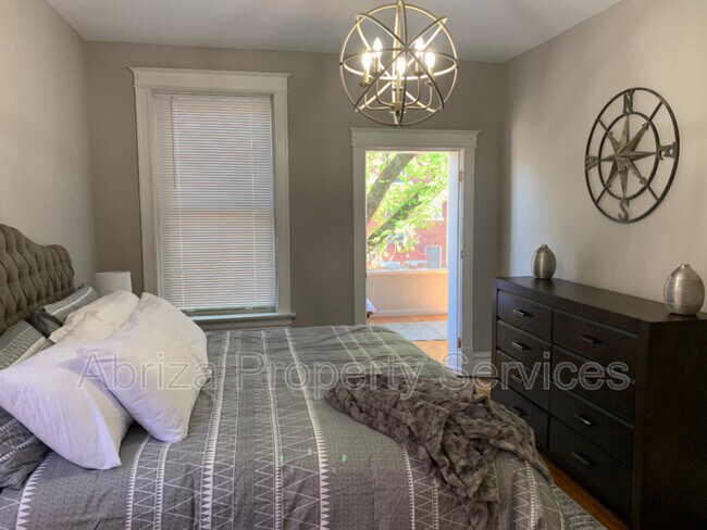 Building Photo - 1651 S Spring Ave