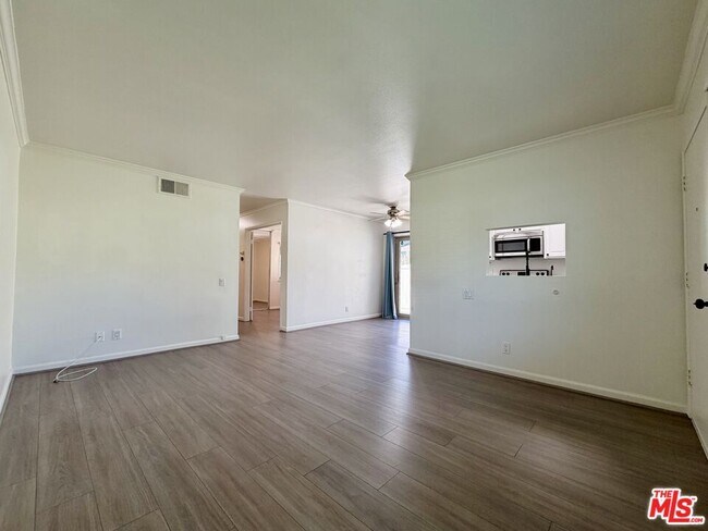 Building Photo - 1676 Orinda Ct