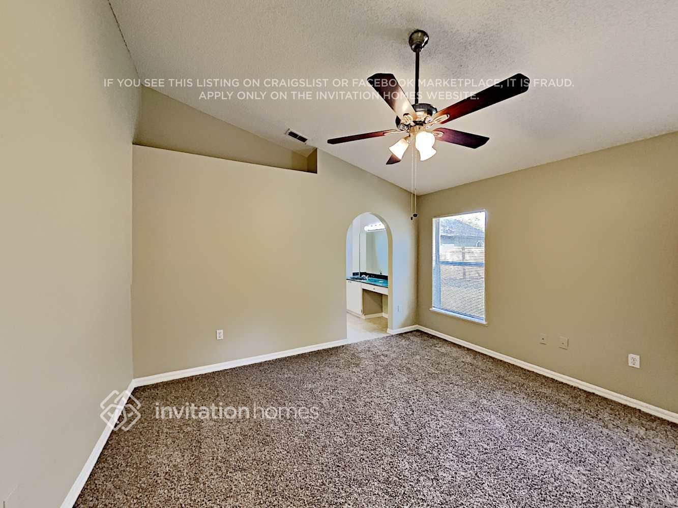 Building Photo - 733 Alto Pl