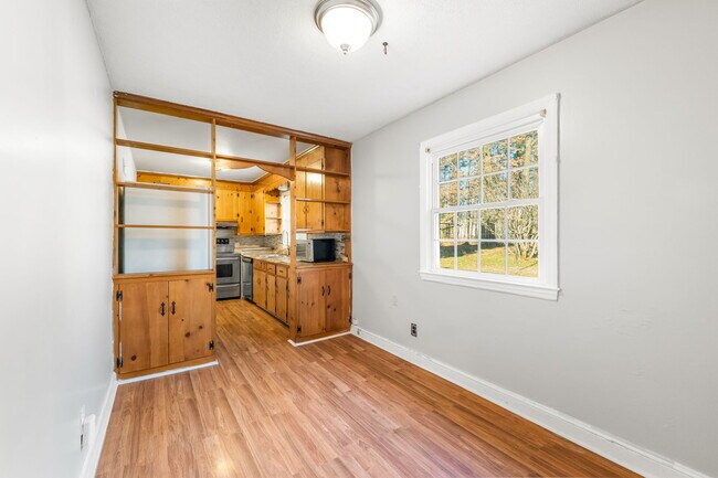 Building Photo - 2710 Tallu Rd