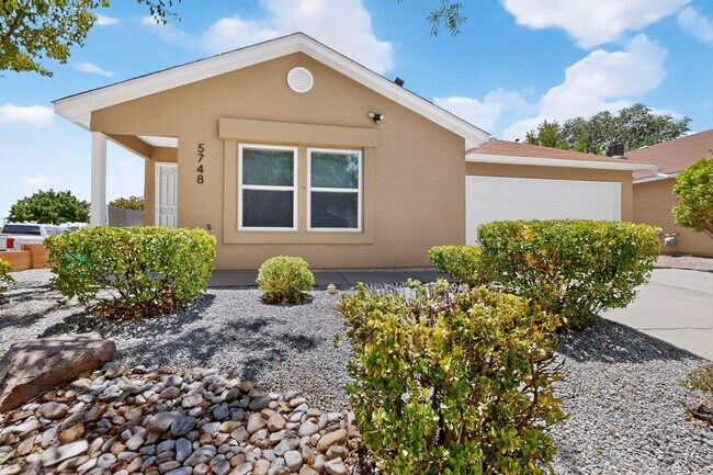 Building Photo - 5748 Pinon Flats Rd NW
