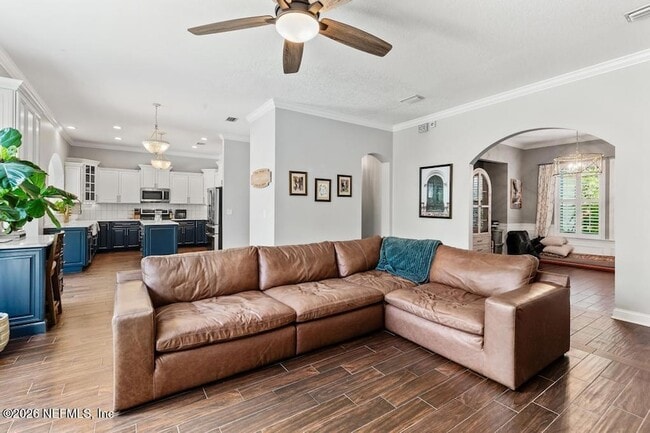 Building Photo - 1175 Eagle Point Dr