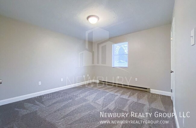 Building Photo - 25 Sunbury Estates