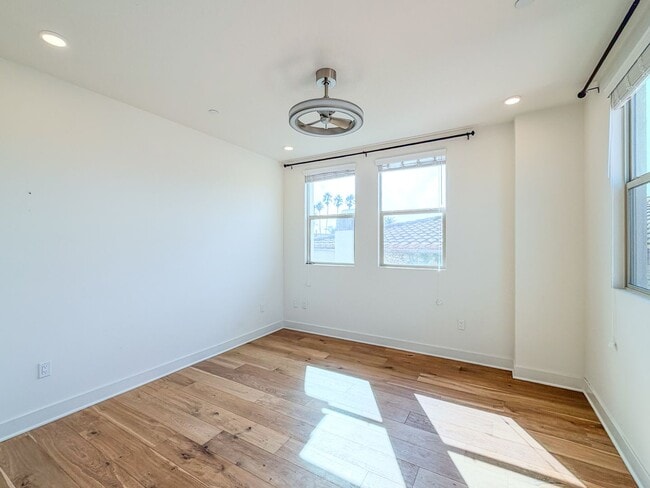 Building Photo - 44 Coronado St