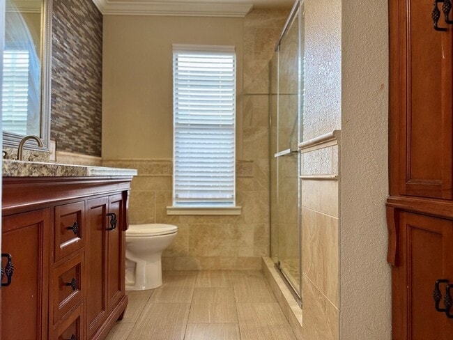 Building Photo - 3941 Esmond Dr