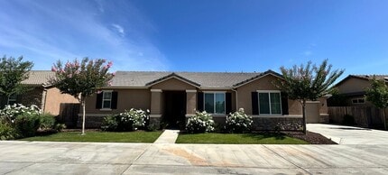 Building Photo - 4740 W Flagstaff Ave
