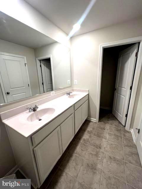 Building Photo - 98 Extrovert Dr