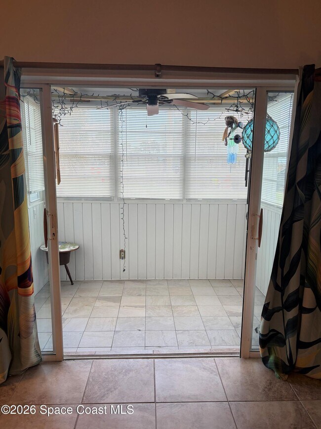 Building Photo - 2186 Jimmy Buffett Mem Hwy