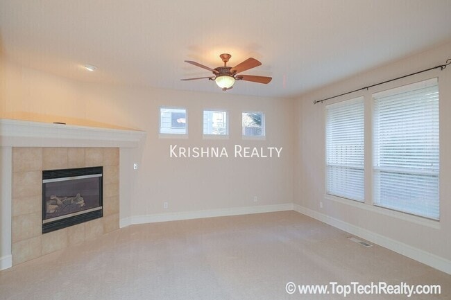 Building Photo - 12750 NW Alsace Ln
