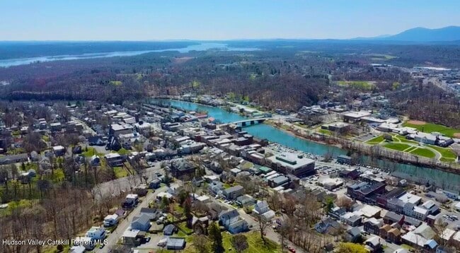 Building Photo - 46 North St