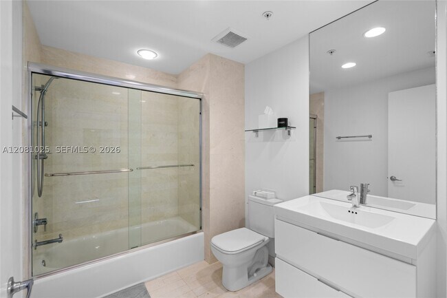 Building Photo - 17111 Biscayne Blvd