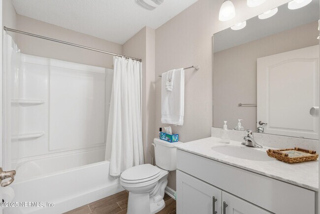 Building Photo - 43 Cardinal Br Ln