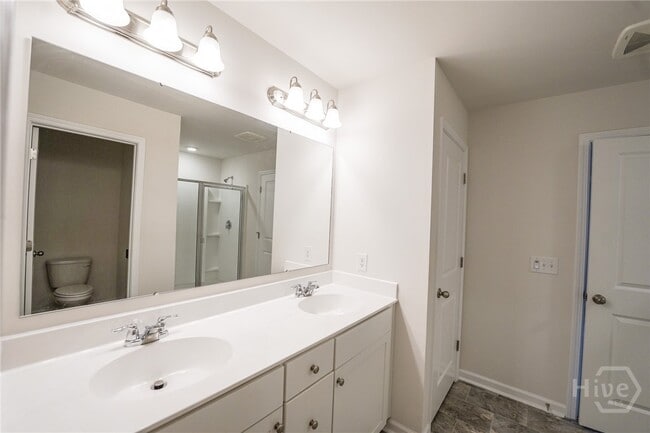 Building Photo - 166 Benelli Dr