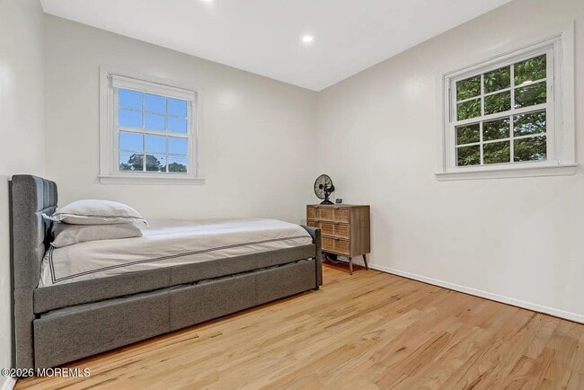 Building Photo - 240 Alpern Ave