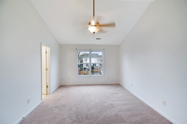 Building Photo - 145 Fountain Springs Rd