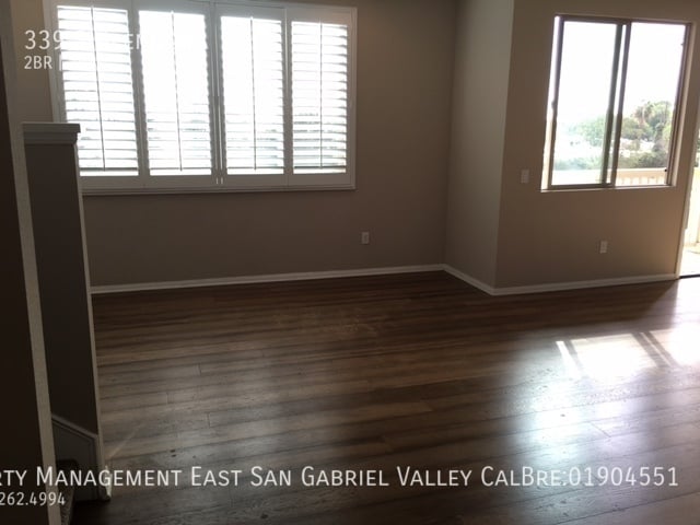 Building Photo - 339 S Glendora-