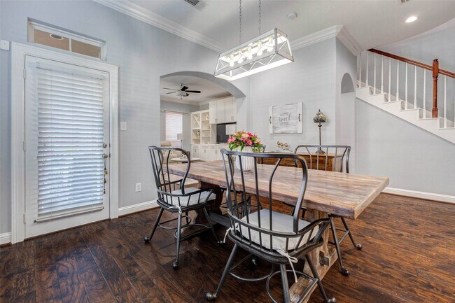 Building Photo - 28 Versante Ct