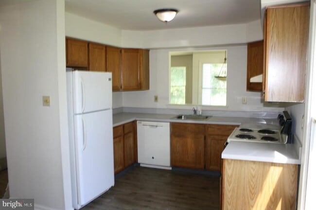 Building Photo - 516 Colgate Ct