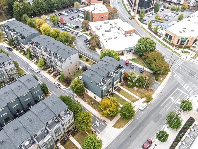 Building Photo - 418 W Tremont Ave