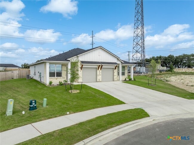 Building Photo - 8901 Prickly Ash Dr
