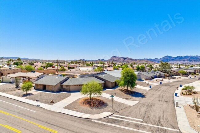 Building Photo - CHEM2926