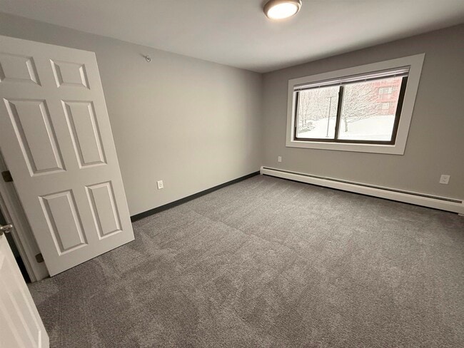 Building Photo - 95 Powers St