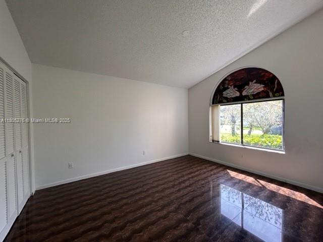 Building Photo - 104 Executive Cir