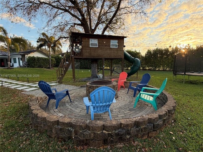 Building Photo - 11300 NW 5th St