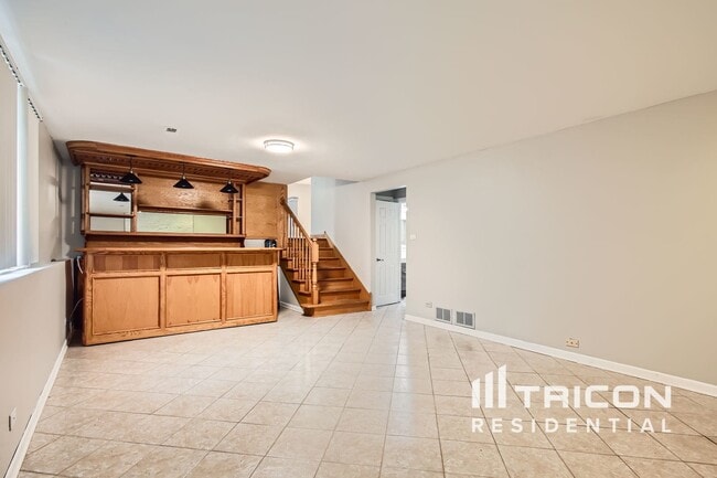 Building Photo - 8532 S 79th Ave