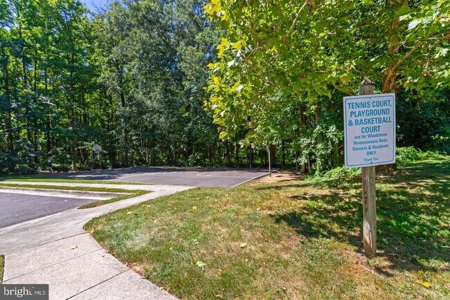 Building Photo - 7170 Westfield Ct